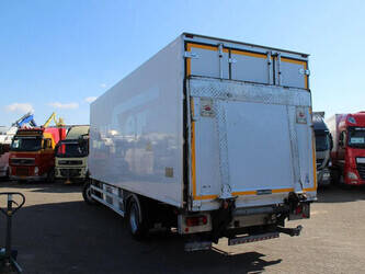 2016-mercedes-benz-antos-1428822-45816832