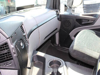 2016-mercedes-benz-antos-1428822-45816854