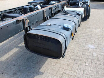 2006-man-tgm-12-280-45816880