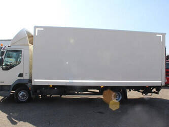 2009-daf-lf-1428826-45816955