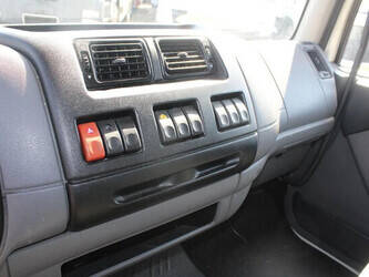 2009-daf-lf-1428826-45816986