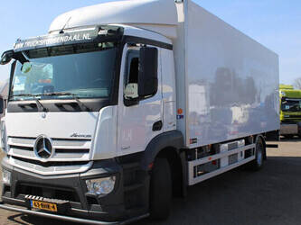 2016-mercedes-benz-antos-1428827-45817013