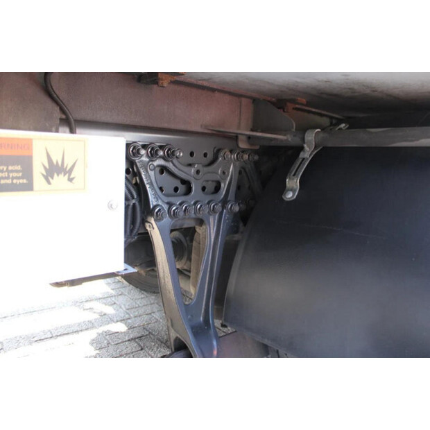 2016 Mercedes-Benz Antos-45817015