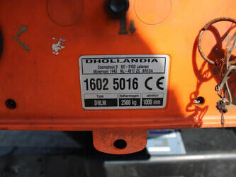 2016-mercedes-benz-antos-1428827-45817018