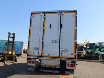 2016-mercedes-benz-antos-1428827-45817019