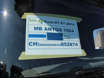 2016-mercedes-benz-antos-1428827-45817022
