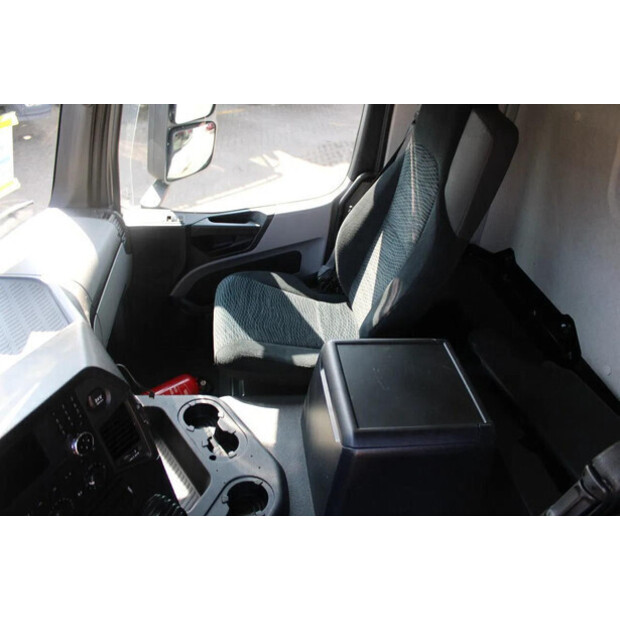 2016 Mercedes-Benz Antos-45817029