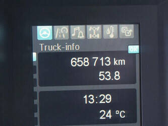 2016-mercedes-benz-antos-1428827-45817032