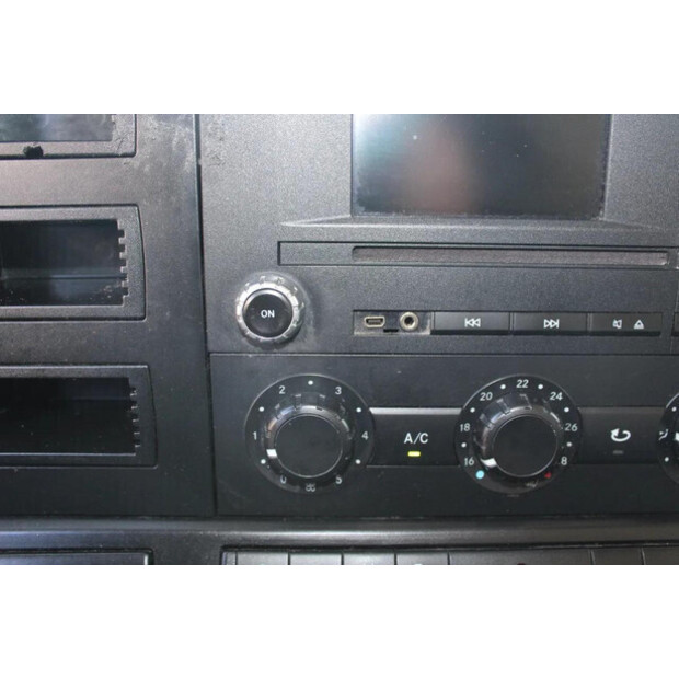 2016 Mercedes-Benz Antos-45817036