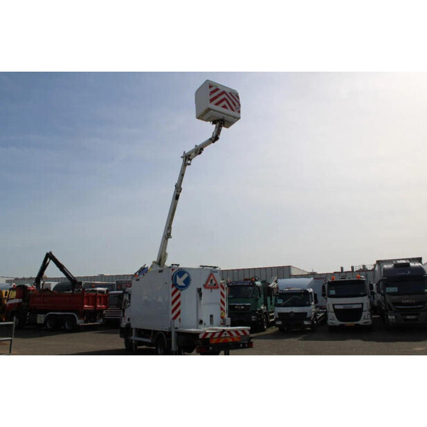 2010 Iveco Eurocargo-45817061