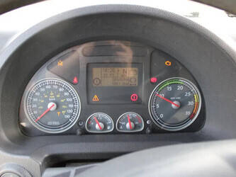 2010-iveco-eurocargo-1428829-45817078