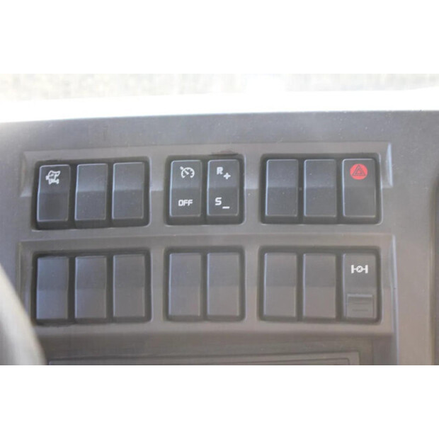 2007 رينو Midlum-45817113