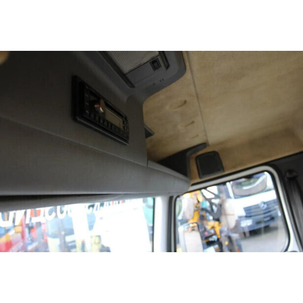 2000 Renault Midlum-45817182