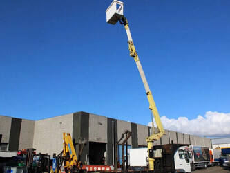 2002-man-14-224-45817203