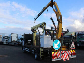 2002-man-14-224-45817206