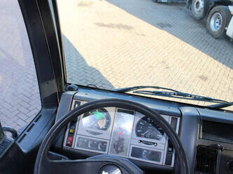 2002-man-14-224-45817231