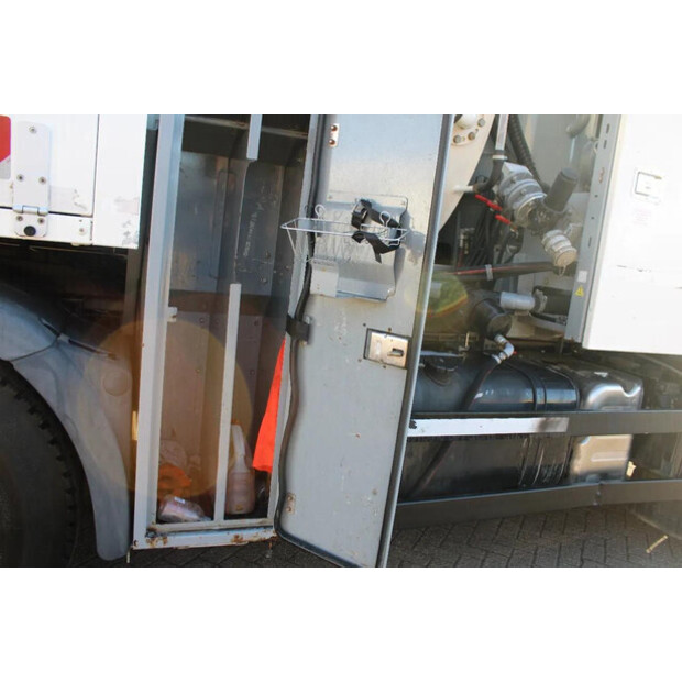 2015 مان TGM-45817254