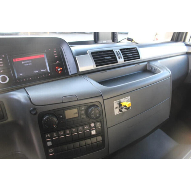 2015 مان TGM-45817271