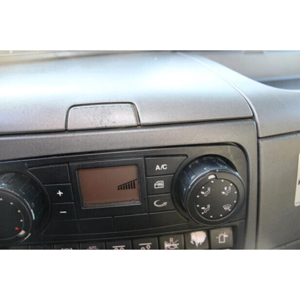 2015 مان TGM-45817273