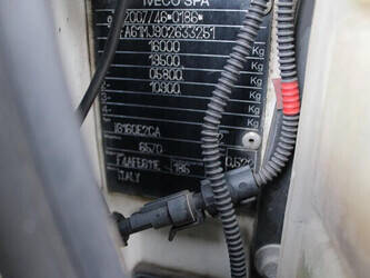 2015-iveco-eurocargo-1428836-45817328