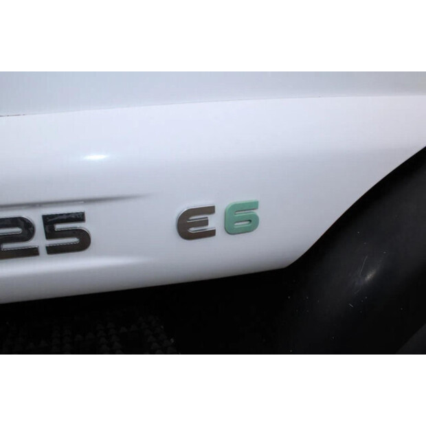 2015 ايفكو Eurocargo-45817347