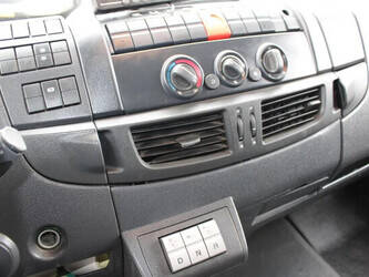 2015-iveco-eurocargo-1428836-45817357