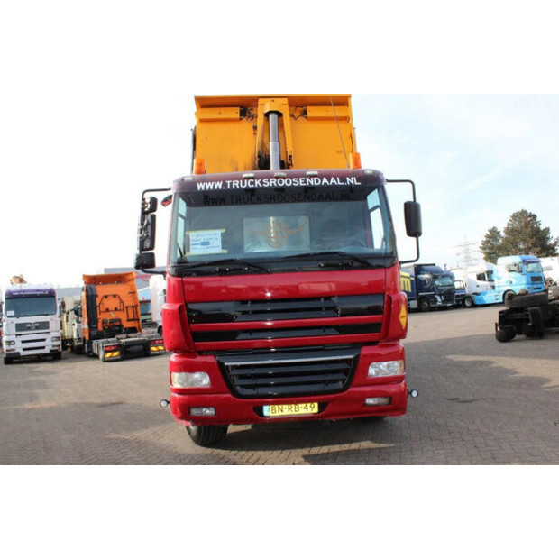 2003 جيناف OTHERS-45817367