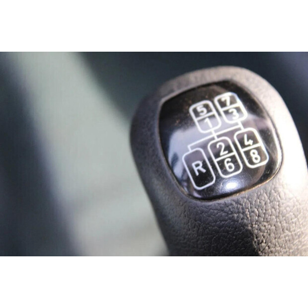 2003 جيناف OTHERS-45817370