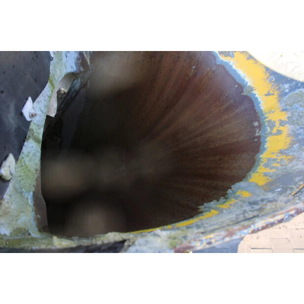 2003 جيناف OTHERS-45817406