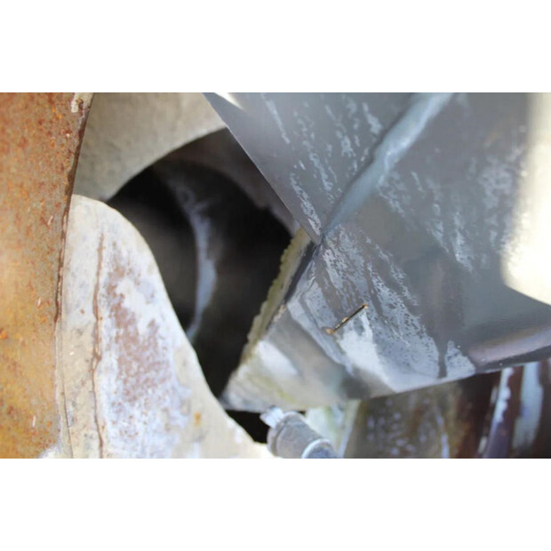 2003 جيناف OTHERS-45817407