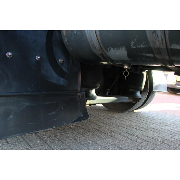 2013 Volvo FL-45817425