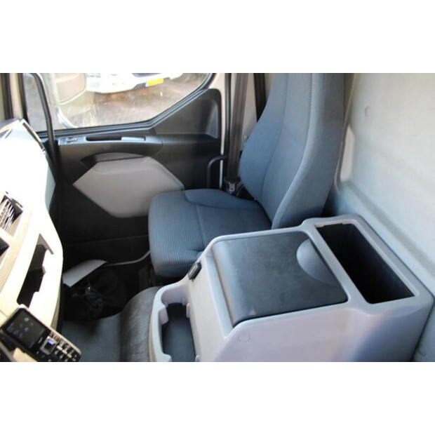 2013 Volvo FL-45817441