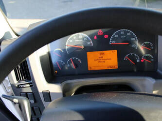 2013-volvo-fl-1428838-45817446