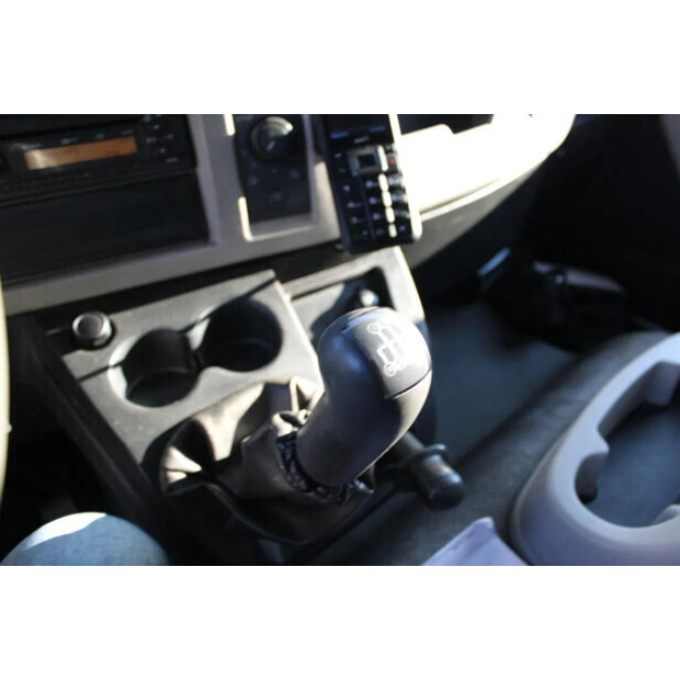 2013 Volvo FL-45817449