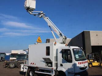 2011-renault-midlum-1428842-45817576