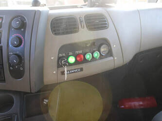 2011-renault-midlum-1428842-45817584