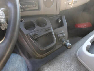 2011-renault-midlum-1428842-45817590