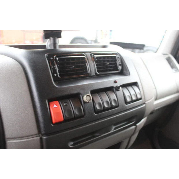 2012 DAF LF-45817681