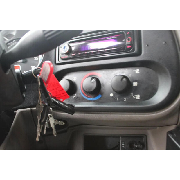 2012 DAF LF-45817700