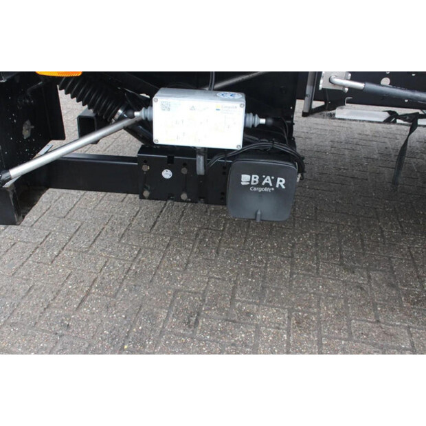 2014 داف LF-45817721