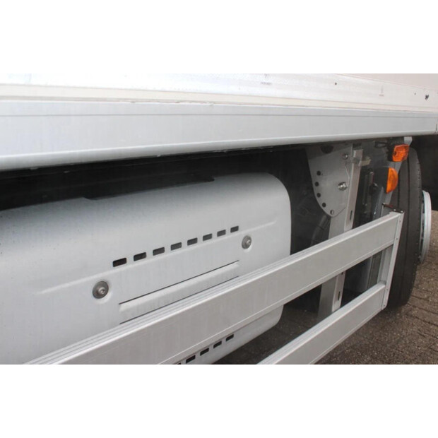 2014 داف LF-45817723