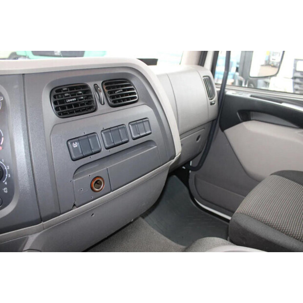 2014 داف LF-45817734