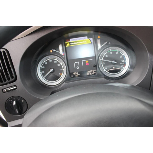 2014 داف LF-45817737