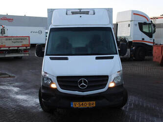 2016-mercedes-benz-sprinter-1428847-45817742