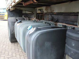 2008-mercedes-benz-axor-1428849-45817829