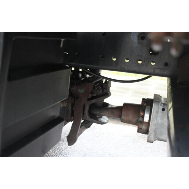 2011 سامرو 2-45817851