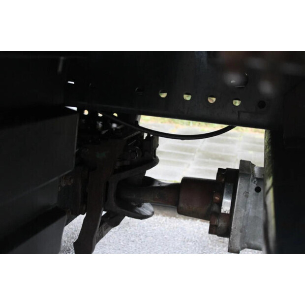 2011 سامرو 2-45817852