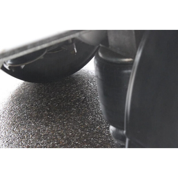 2011 سامرو 2-45817857