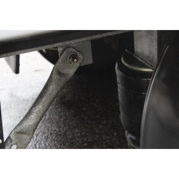 2011 سامرو 2-45817858