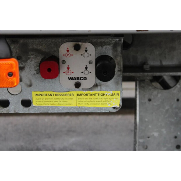 2011 سامرو 2-45817859